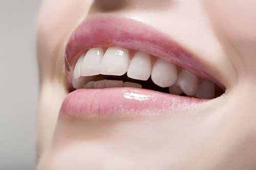 تفاوت بین دندانپزشک و دندانپزشک زیبایی