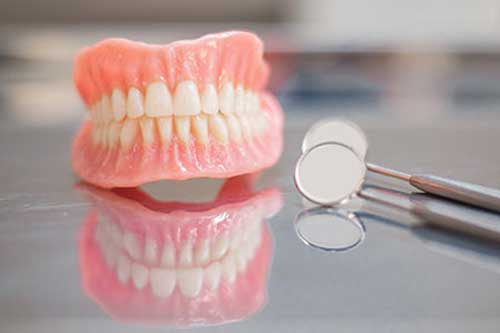  مشکلات دندان مصنوعی